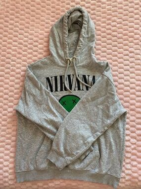 H&M Gray Crewneck Hoodie with Black Logo and Green Graphic